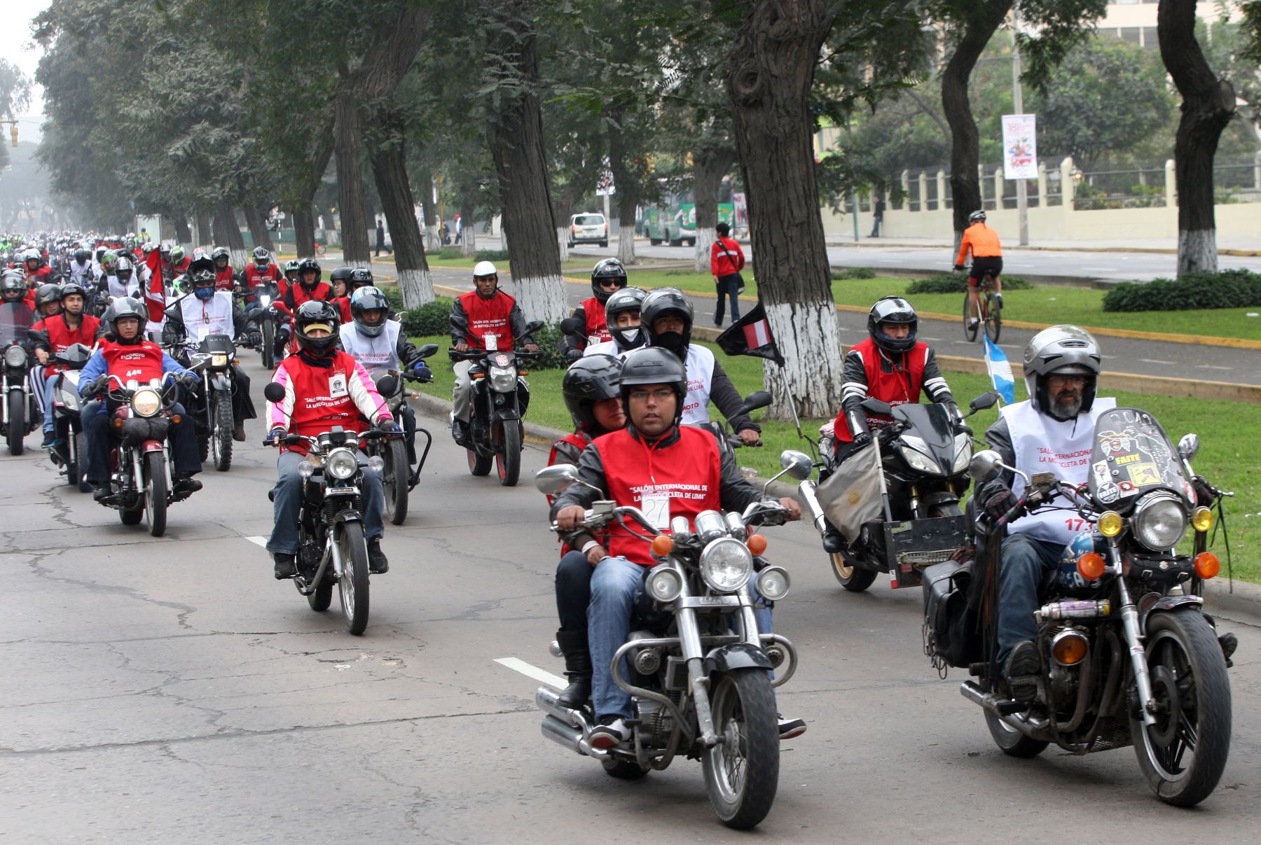 Más de 1,800 motociclistas formarán bandera peruana más larga de historia | Noticias | Agencia Peruana de Noticias Andina