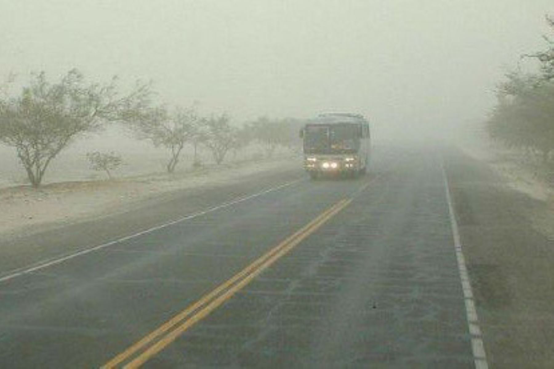 Mientras dure el aviso se espera cobertura nubosa, llovizna y niebla/neblina durante la noche y primeras horas de la mañana.ANDINA/Difusión