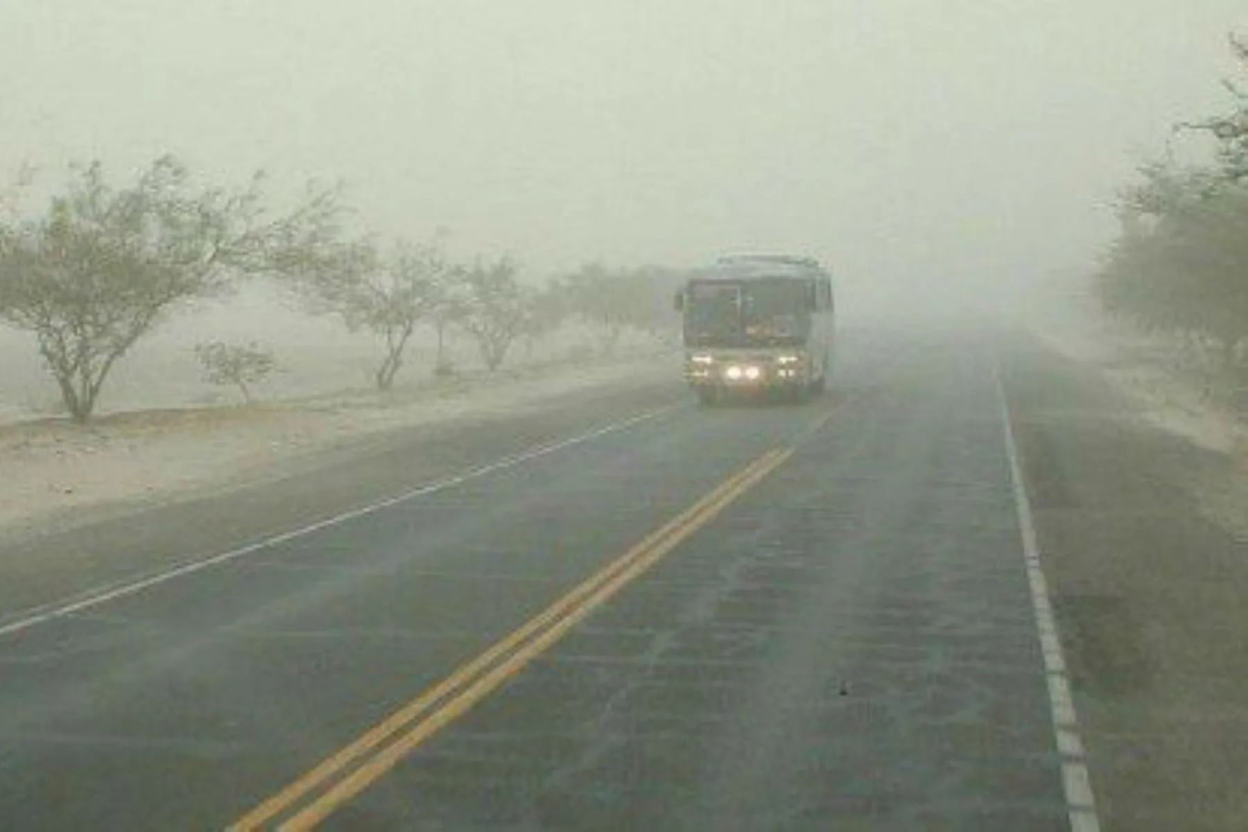 Mientras dure el aviso se espera cobertura nubosa, llovizna y niebla/neblina durante la noche y primeras horas de la mañana.ANDINA/Difusión