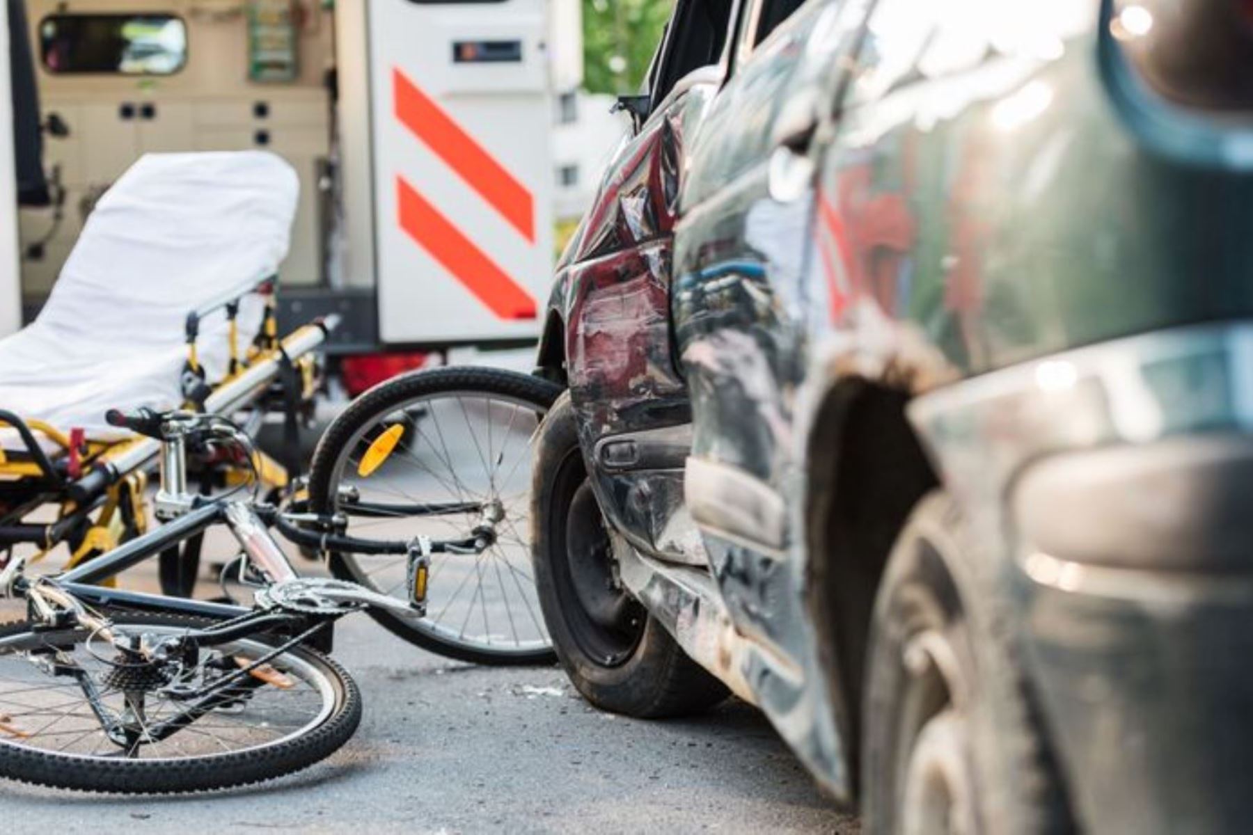 Accidente de tránsito. Auto arrolla a ciclista. Foto: ANDINA/archivo.