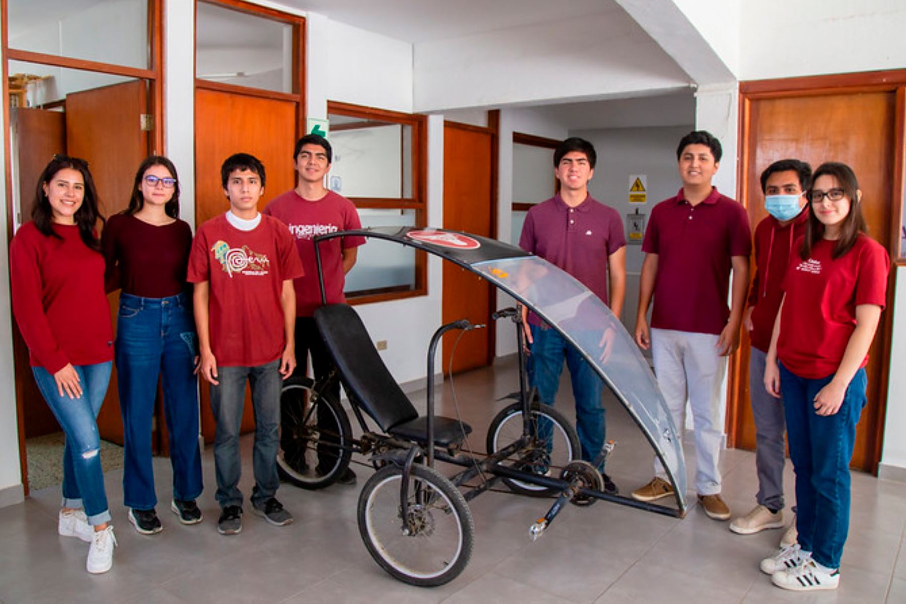 El grupo Ares, de la Universidad de Piura, es uno de los equipos peruanos seleccionados para participar en el Human Exploration Rover Challenge 2023, que busca premiar al mejor diseño de vehículo para la exploración en Marte. Foto: UDEP