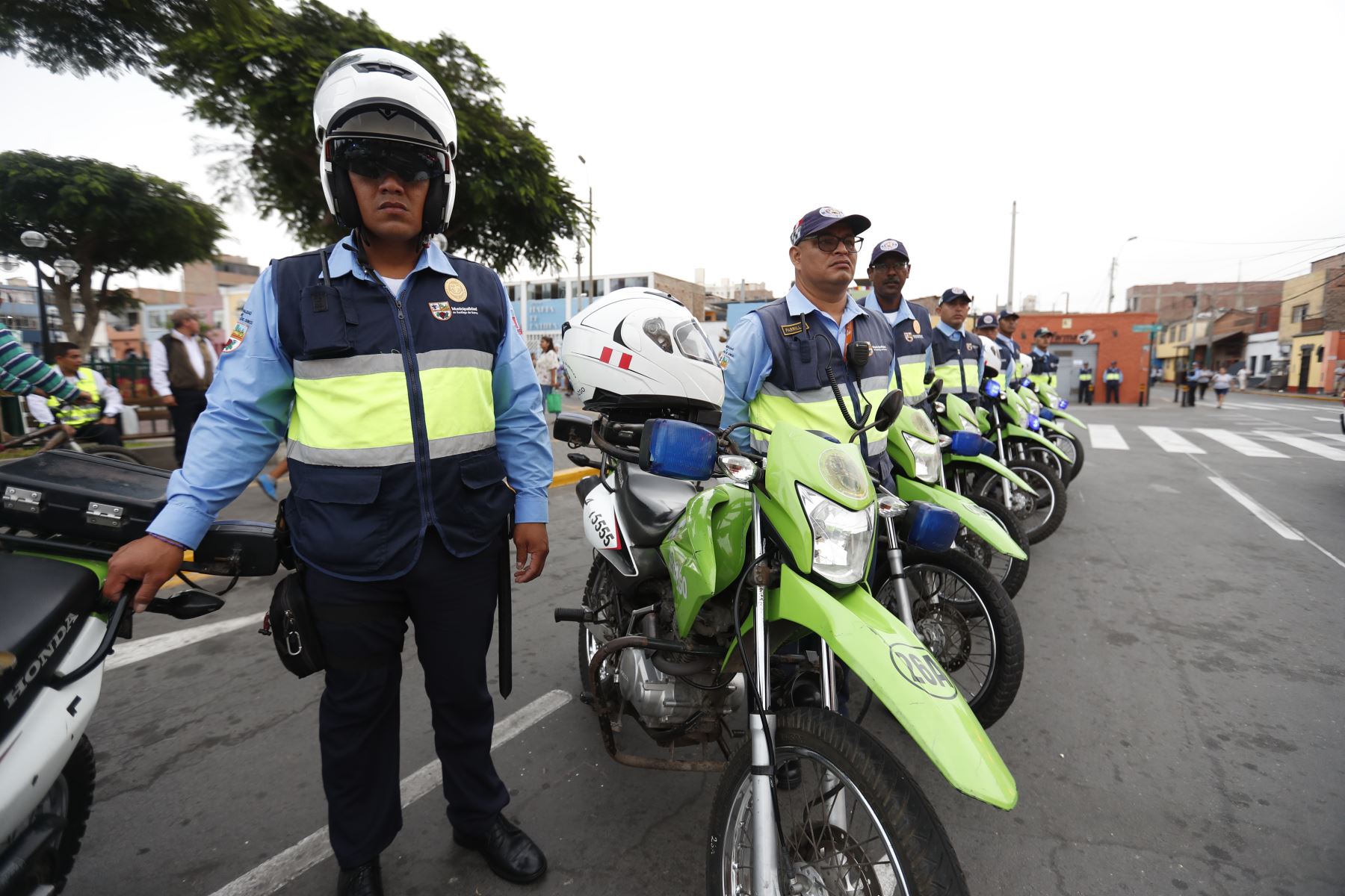 Presentación del servicio de patrullaje integrado entre la Policía Nacional  y Serenazgo de Surco| Galería Fotográfica | Agencia Peruana de Noticias  Andina