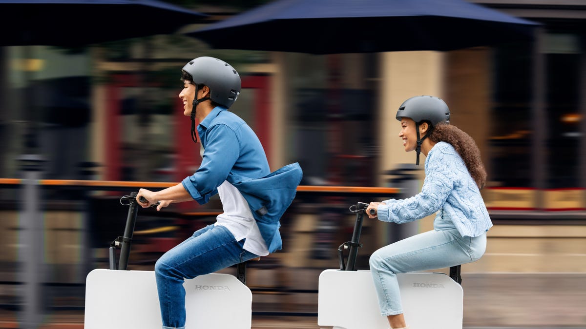 Probamos el Honda Motocompacto: Una forma de movilidad divertida, extraña y  muy barata