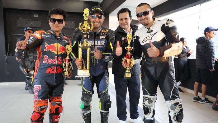 Presidente del IPD premió a los ganadores del Campeonato Nacional de Motovelocidad 2024
