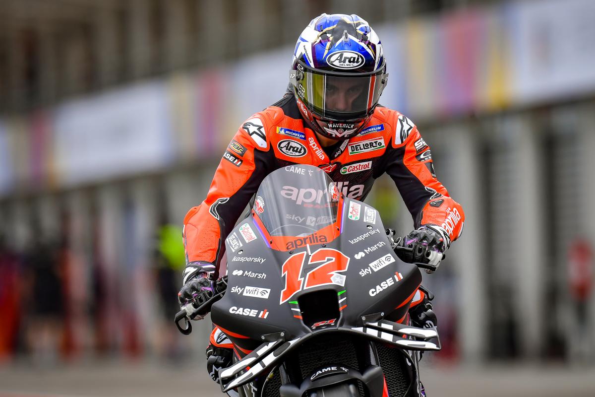 Viñales, optimista tras su "día más positivo" con Aprilia | MotoGP™