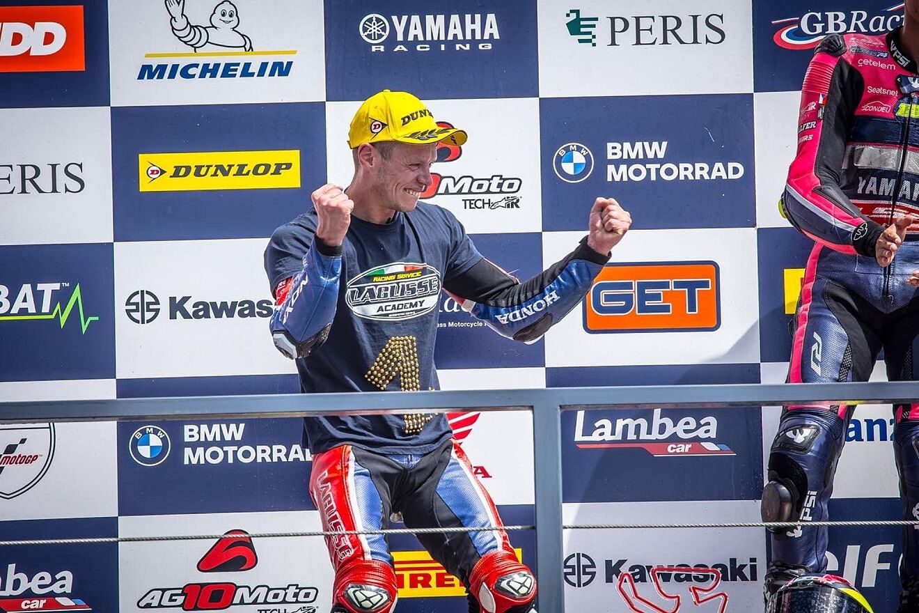 Tito Rabat, tras ganar el ESBK.