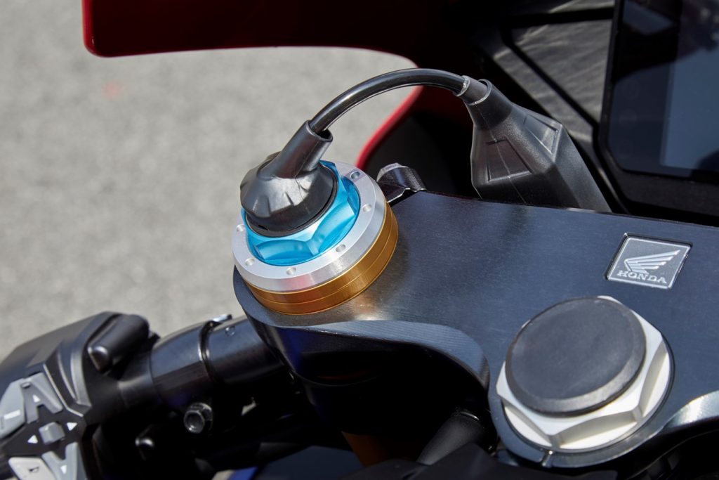 195898-2020-HONDA-CBR1000-RR-R-SP-1024x683