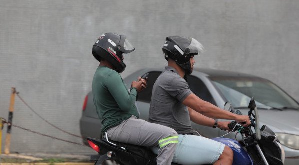 Desafios do Recife: Uber e 99 Moto precisam ser enfrentados pelo futuro prefeito do Recife
