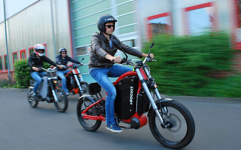 eROCKIT, la extraña combinación de motocicleta y bicicleta eléctrica