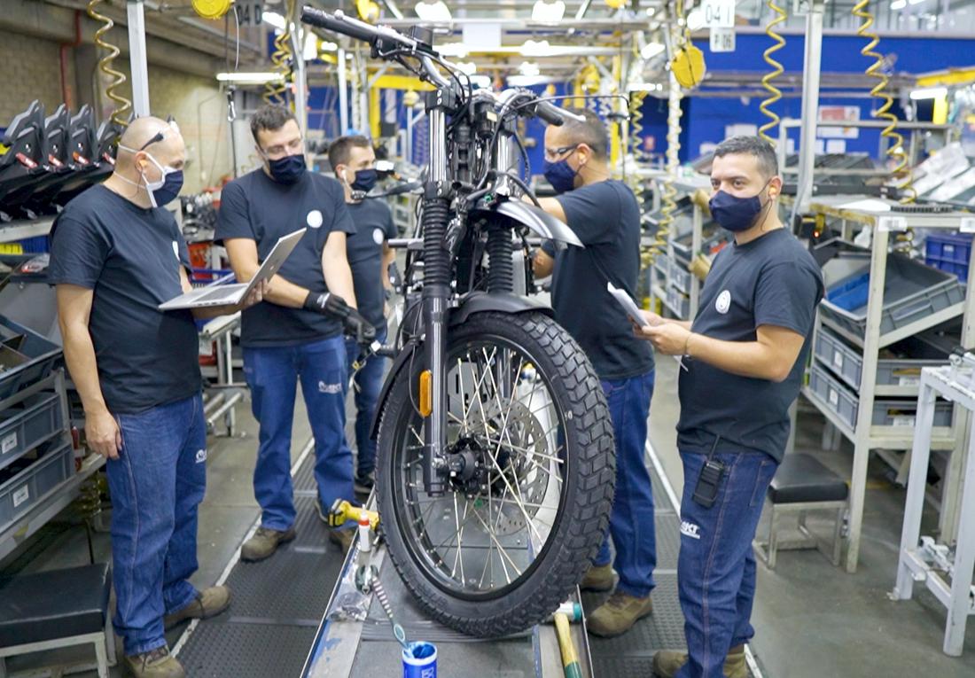 Royal Enfield ahora ensambla sus motocicletas en Colombia