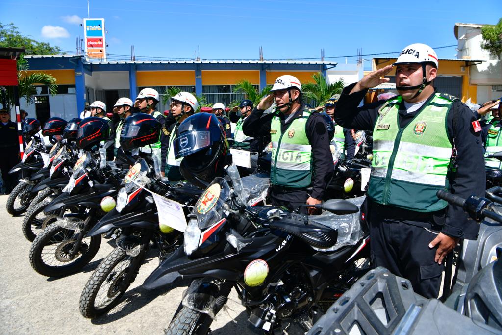 Tumbes: Nueva flota de motos para Policía Nacional contribuirá a reforzar  lucha contra la violencia familiar - Noticias - Ministerio del Interior -  Plataforma del Estado Peruano