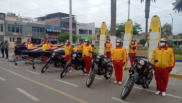 Unidad de Salvataje recibe motos para las playas de Cammaná