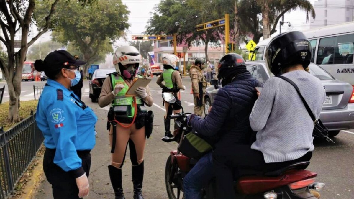 MTC: los 14 distritos de Lima que tendrán prohibido el traslado de dos  personas en una moto - Infobae
