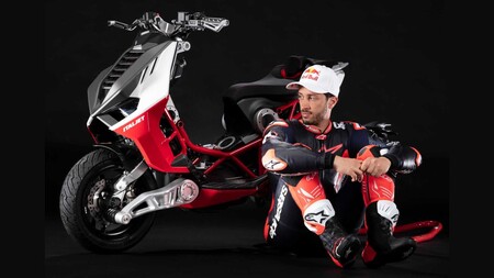 Italjet Dragster: un nuevo scooter deportivo que roza los 20 CV y viene avalado por Andrea Dovizioso, subcampeón de MotoGP