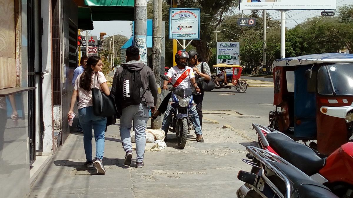 Servicio ilegal de taxi en moto opera en Piura desde hace más de 15 años | FOTOS | PERU | EL COMERCIO PERÚ