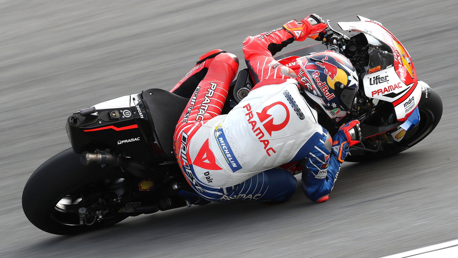 5d46e1f70ee694fa4c8b4571-marc-the-bike-marquez-seca-a-andrea-dovizioso-en-brno-e-iguala-a-mike-hailwood