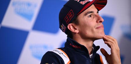 motoGP | Marc Márquez, confundido con la Honda.