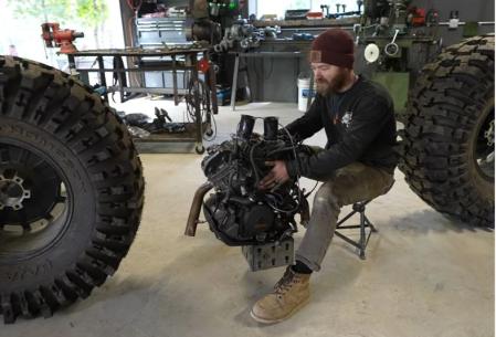 La 'Monster Chopper' es la moto más salvaje jamás vista: ¡Tiene neumáticos  de 46 pulgadas!