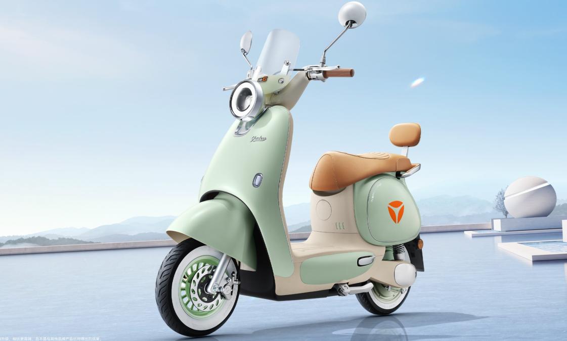 Un desfile de moda con scooters que se pasean sin piloto, no es broma y ha ocurrido en China, donde la marca Yadea ha mostrado su primer scooter autónomo
