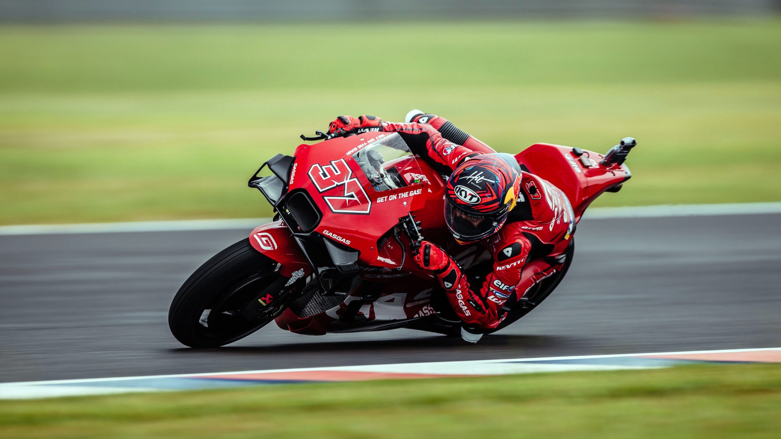AUGUSTO FERNANDEZ CONTINUES TO GAIN EXPERIENCE IN TISSOT SPRINT OF  ARGENTINA GRAND PRIX