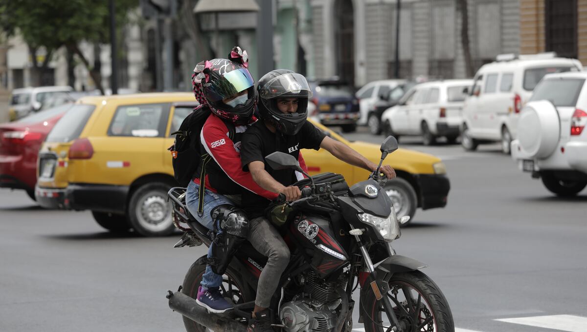 Independencia: alcalde Alfredo Reynaga prepara ordenanza que prohíbe dos personas en motocicletas.