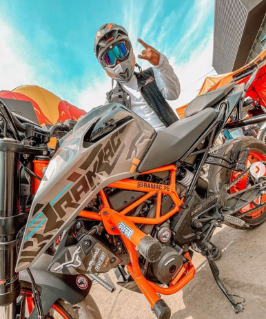 Biker-Casco-2-jpg