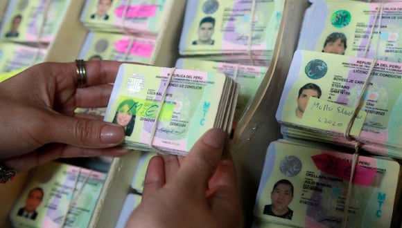 Brevete en Perú: ¿cuál es el trámite para revalidar tu licencia de conducir? | En esta nota te contaremos a detalles los pasos que debes seguir para realizar esta operación, entre otra información adicional sobre el tema. | Foto: Andina