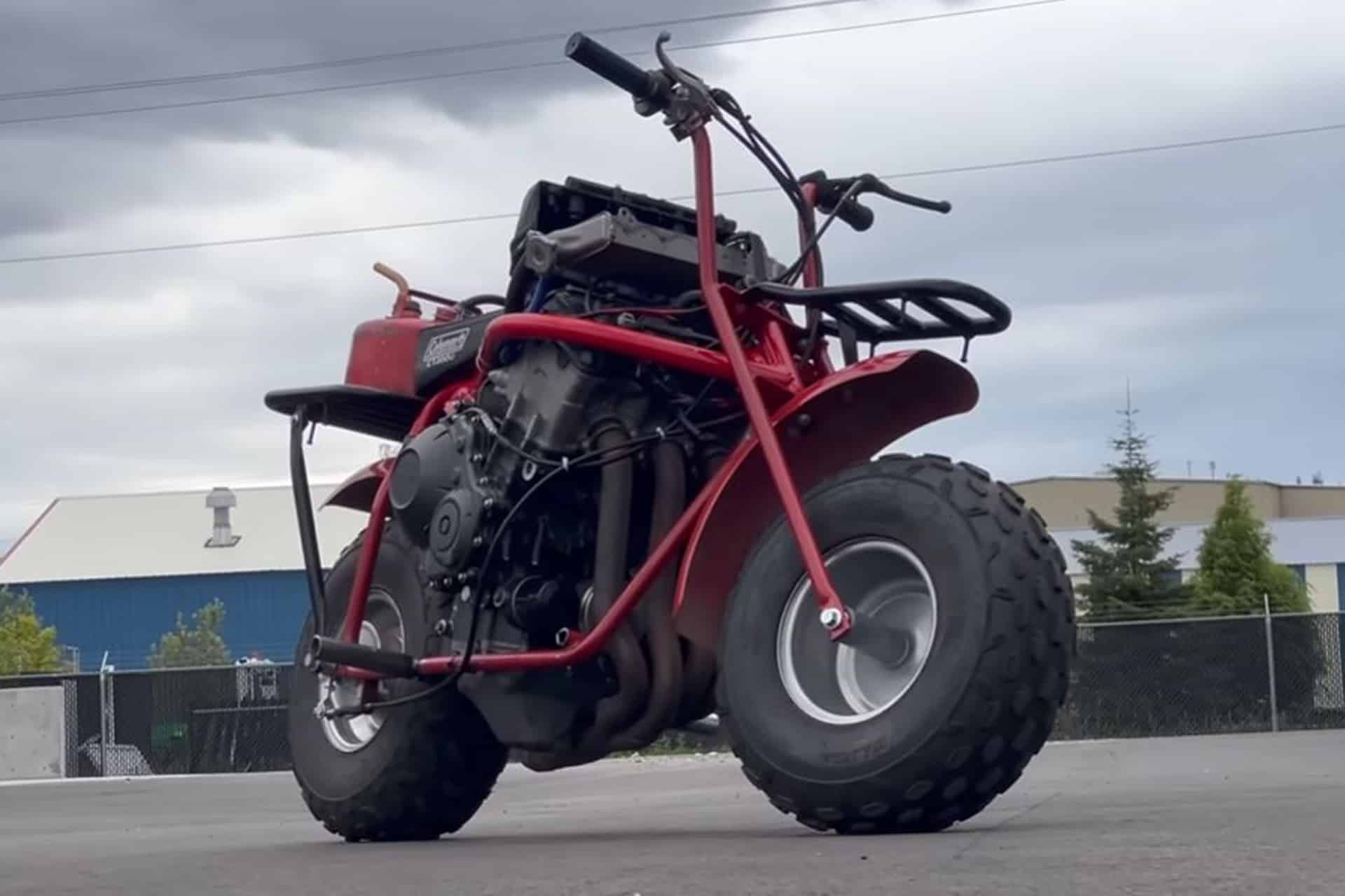 Si creías haberlo visto todo, echa un ojo a esta minimoto con motor de CBR1000RR Fireblade