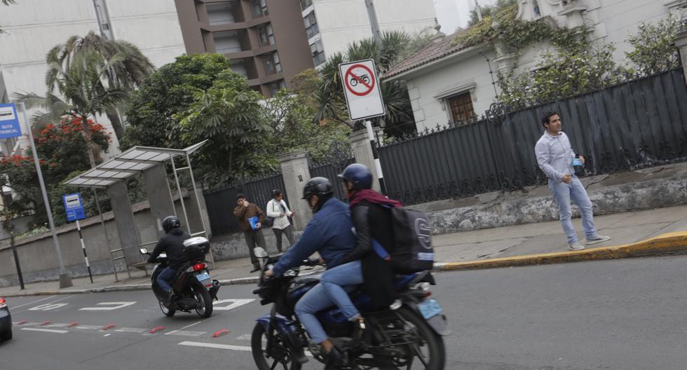 AAP rechaza propuesta de Miraflores para prohibir que dos personas viajen  en moto | PERU | GESTIÓN