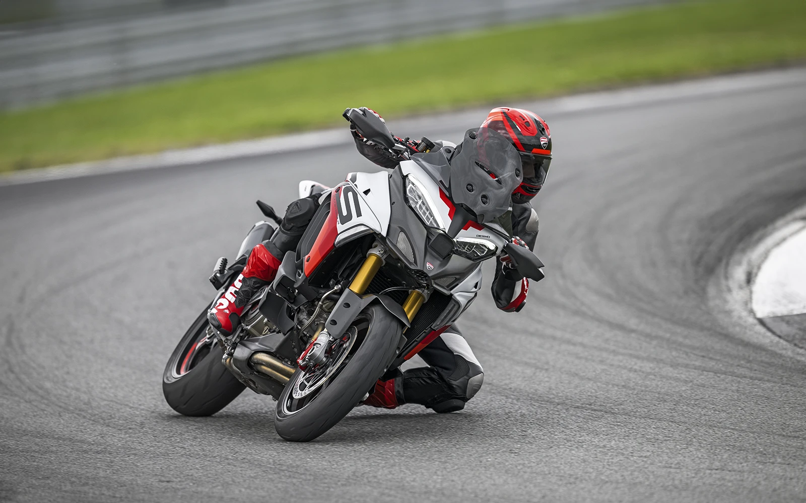 New Ducati Multistrada V4 RS - Choose It All