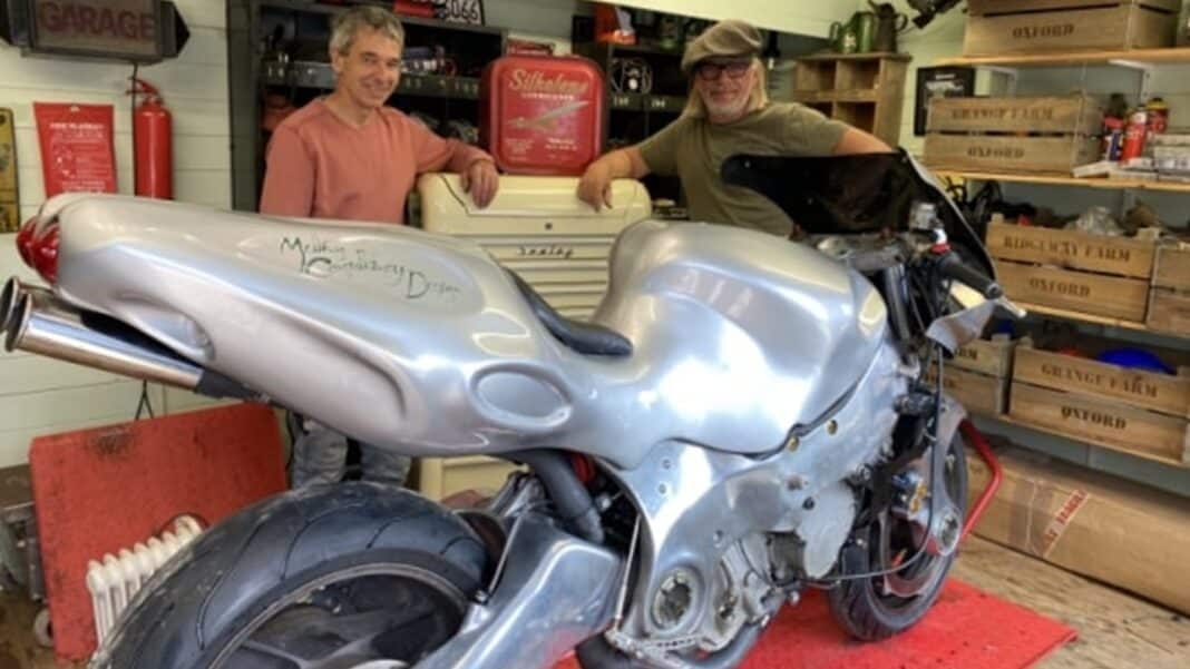 La Norton Némesis V8 sale de su largo letargo para intentar asaltar un record Guinness de