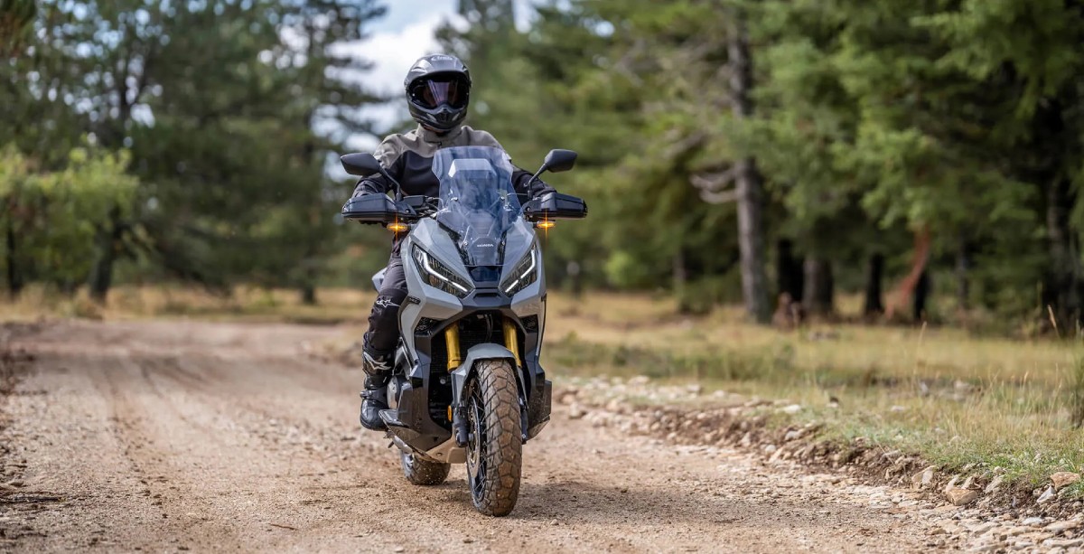 Honda X-ADV 2024: ficha técnica, preço e itens de série