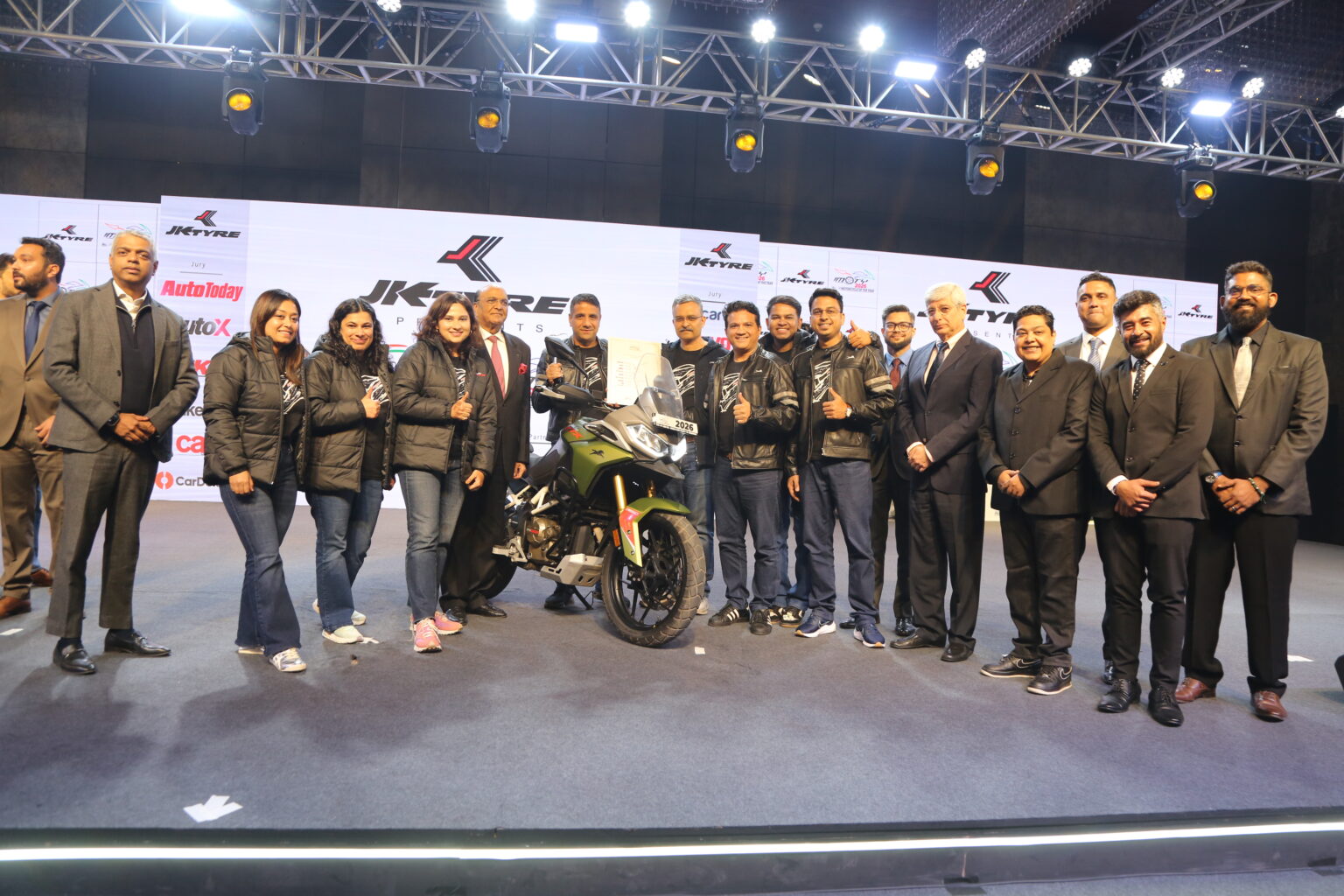 Image TVS Apache RTX wins IMOTY 2026 1536x1024