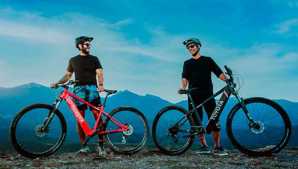 La nueva línea de bicicletas fue presentada en Argentina. Se desarrolló en asociación con Enerby. (Foto: toyota.com.ar)