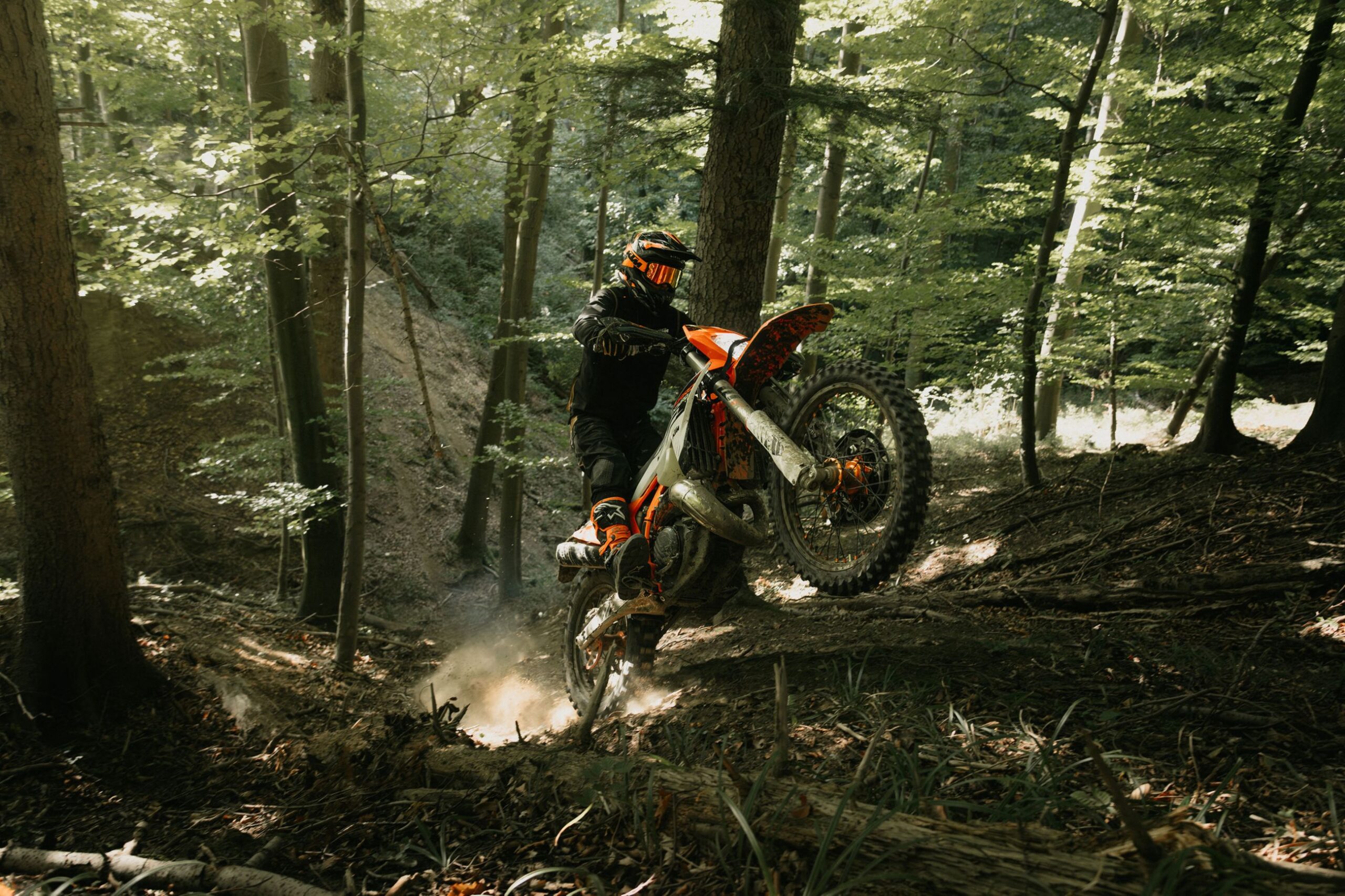 KTM-enduro-300-exc-hardenduro-homepage-header-1