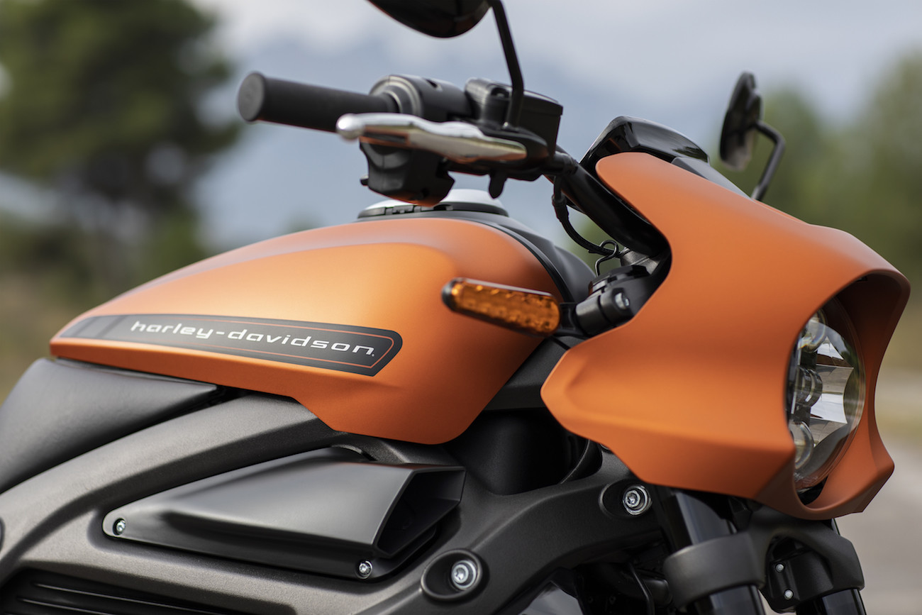 Live-Wire-Harley-Davidson-3