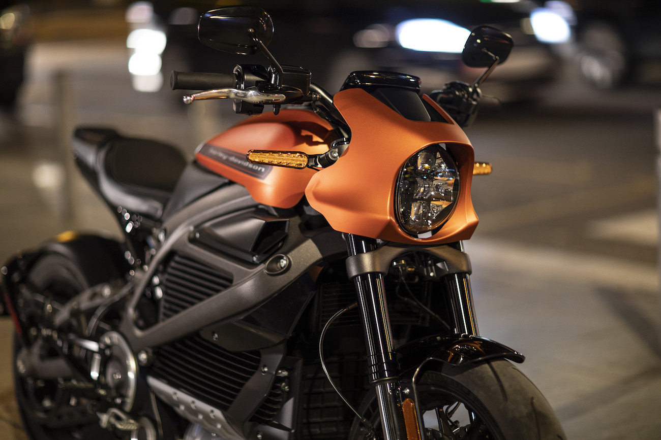 Live-Wire-Harley-Davidson-4