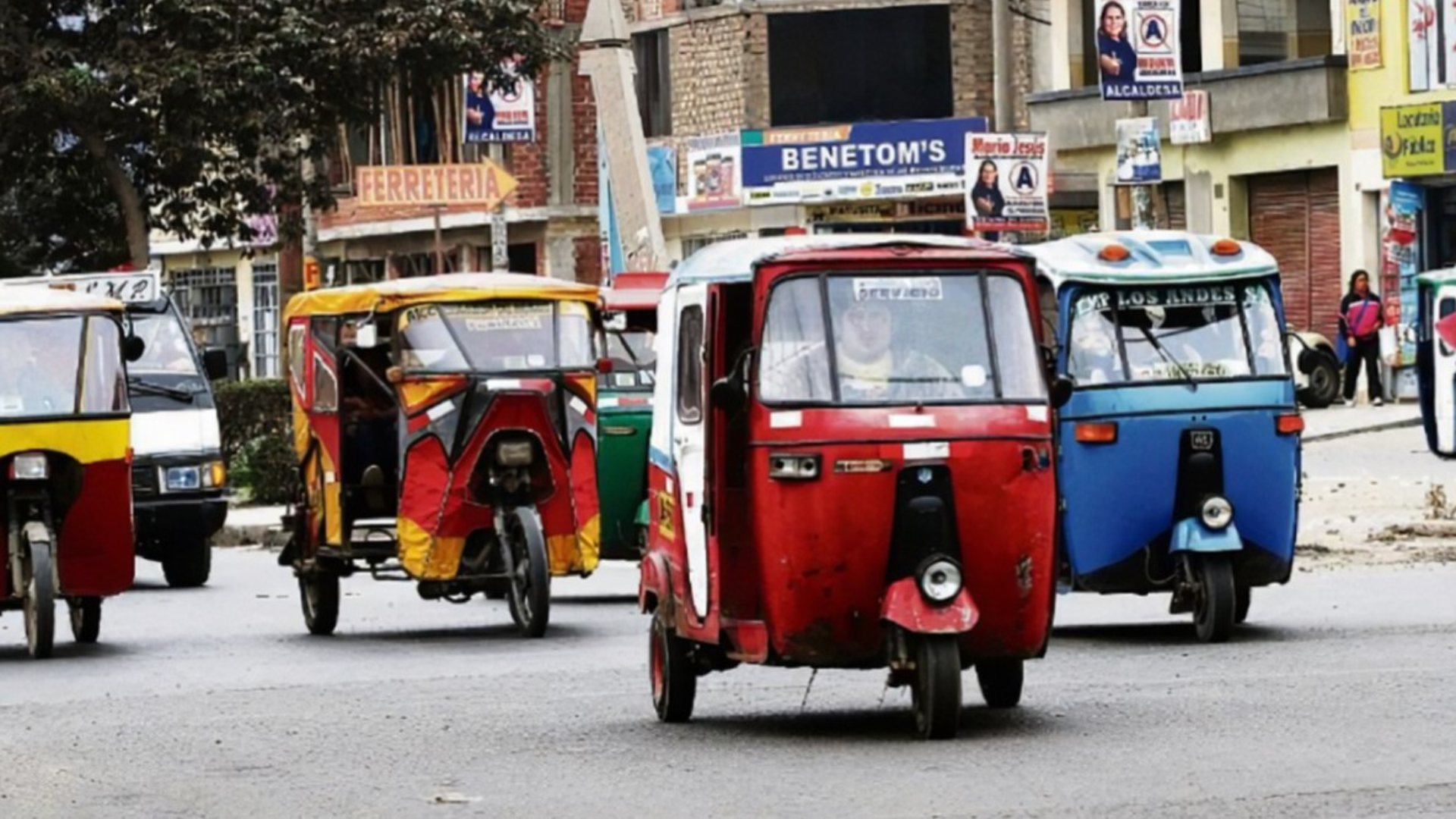 Buscan la formalidad en los mototaxis que operan en el Perú.