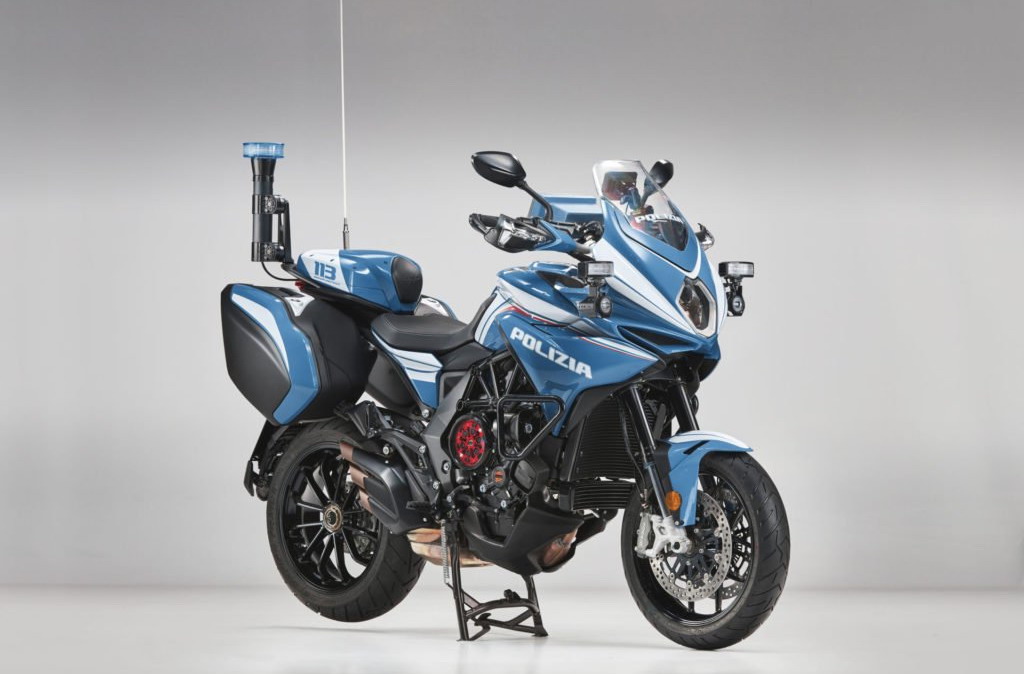 MV-Agusta-Turismo-Veloce-Lusso-3