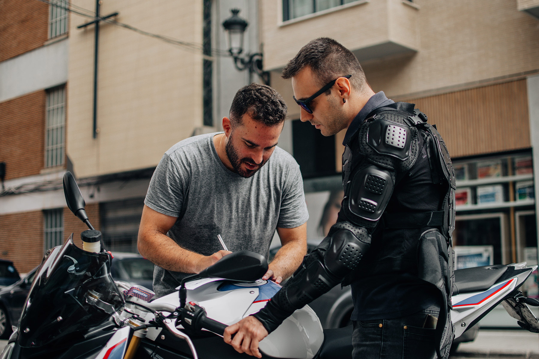 Momoven: El alquiler de motos entre particulares - Motorbike Magazine