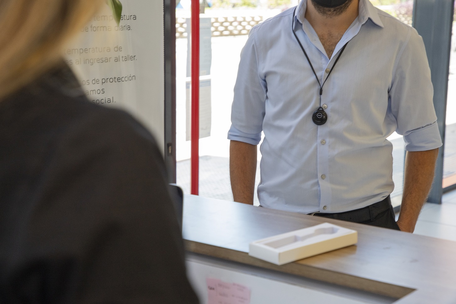 Nissan-lanza-nuevo-Dispositivo-de-Distanciamiento-Fsico-que-brinda-seguridad-a-los-clientes