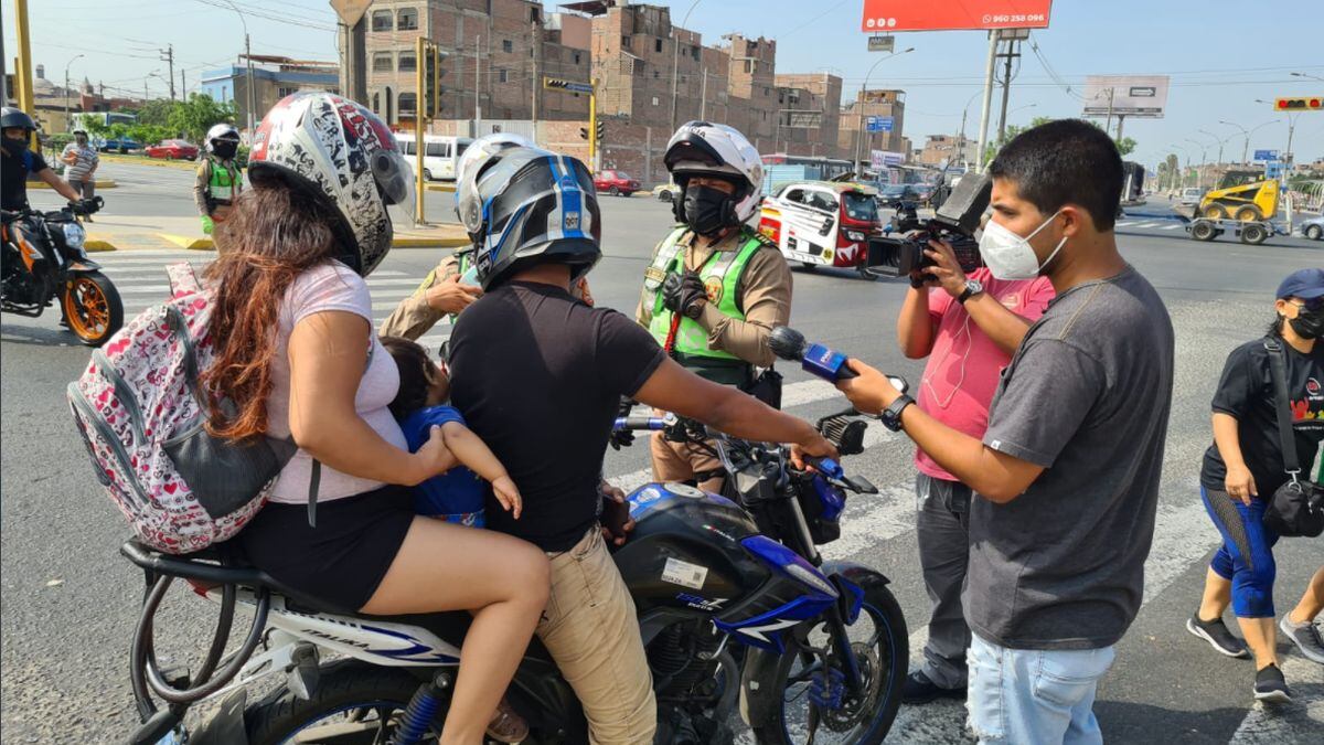 Policía respalda proyecto de ley para evitar que dos personas se movilicen  en una moto lineal: “Nos va a facilitar el trabajo” Vicente Tiburcio Aníbal  Torres RMMN | LIMA | EL COMERCIO PERÚ