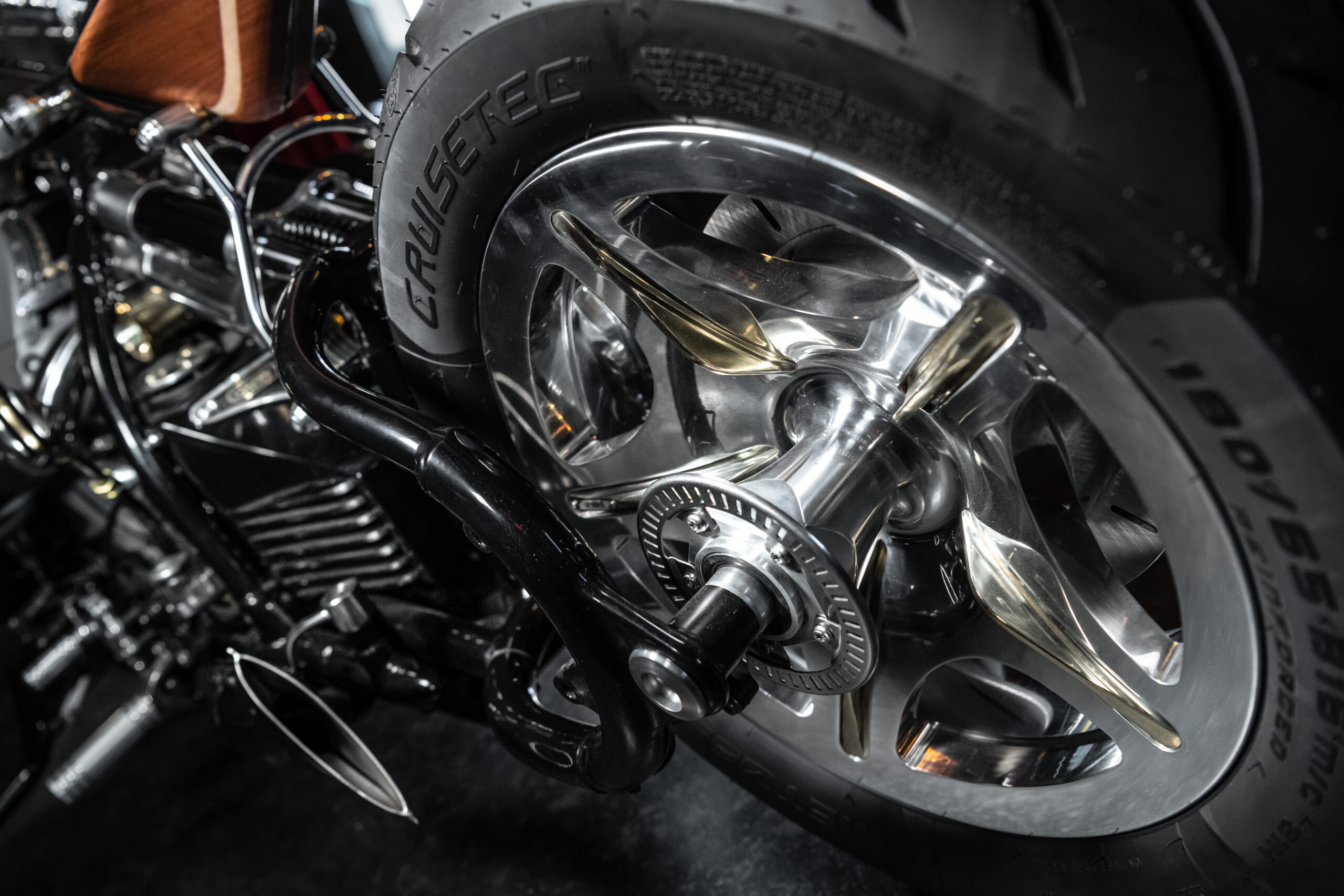 P90460858-high-Res-bmw-motorrad-present