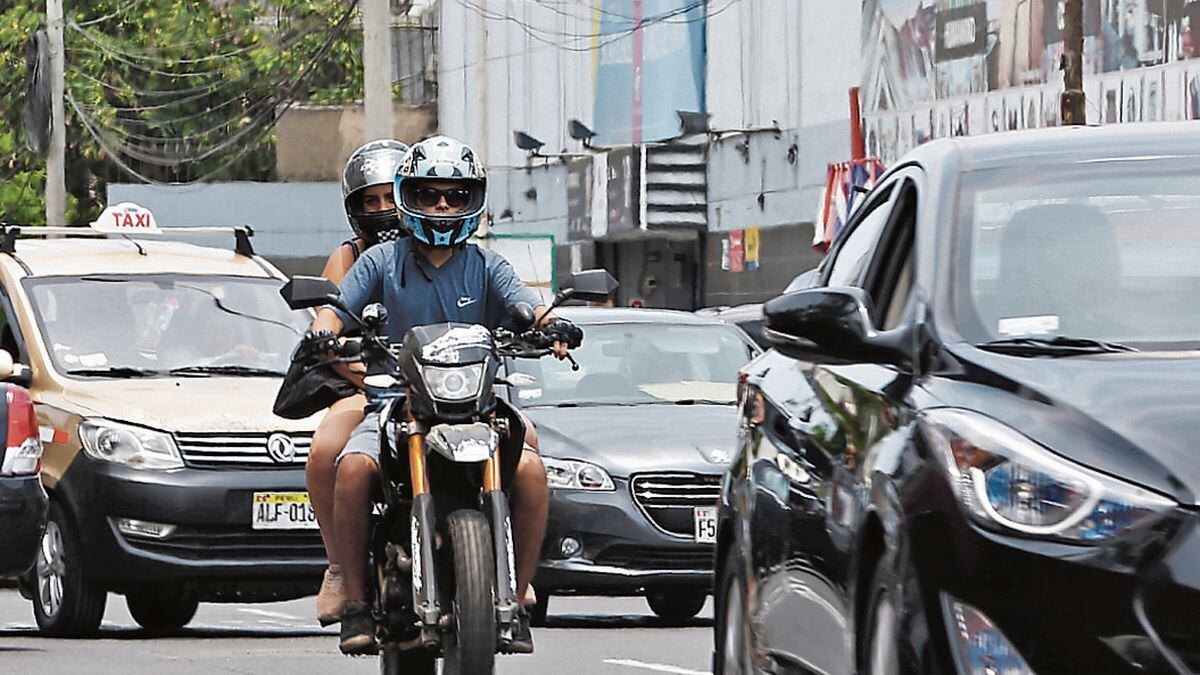 Gobierno plantea que motociclistas que lleven pasajeros pierdan su licencia por cinco años | PERU | GESTIÓN