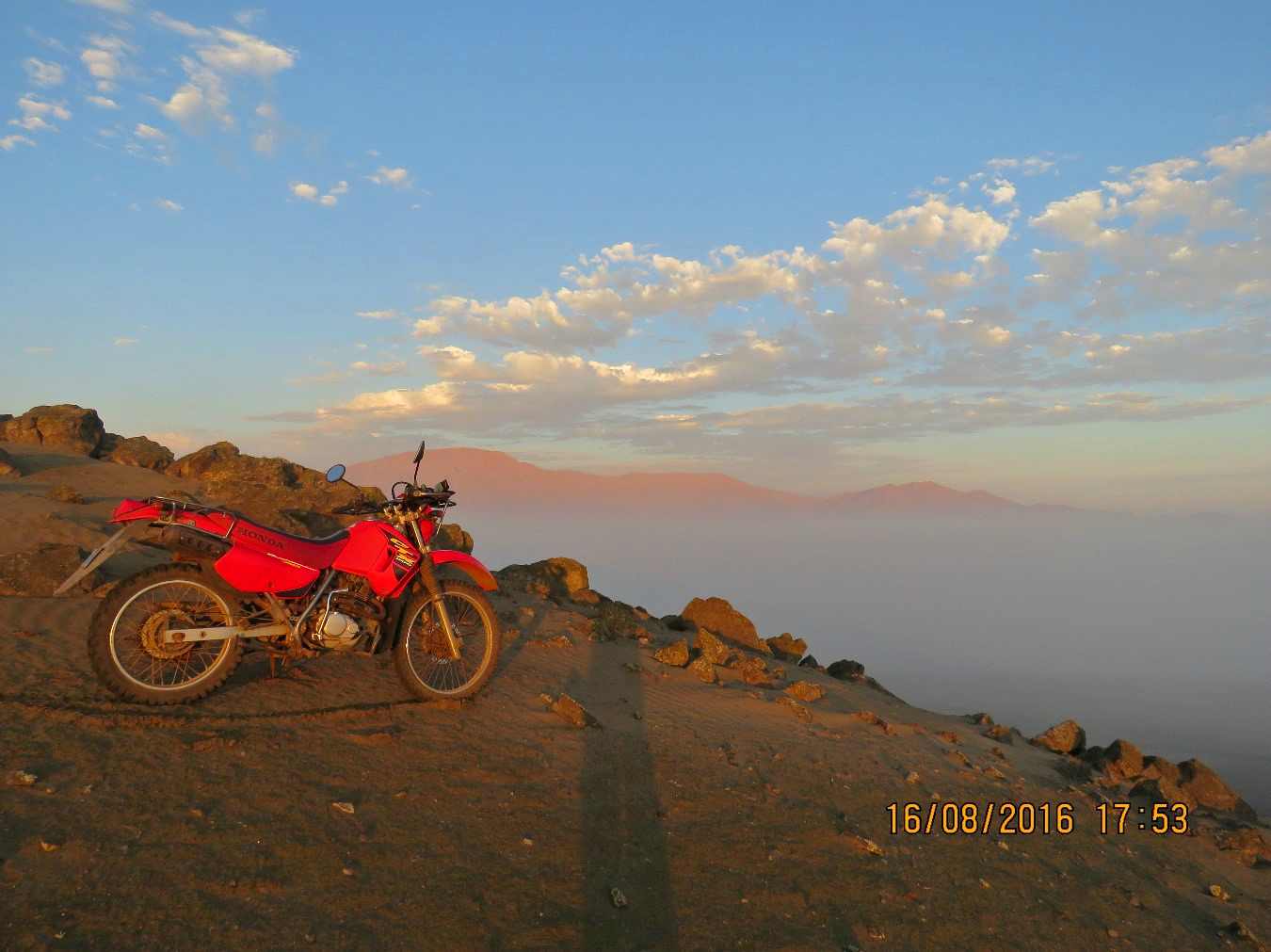 PaisajedelaZonaReservadaLomasdeAncónenhuaral - Desert Expeditions Perú