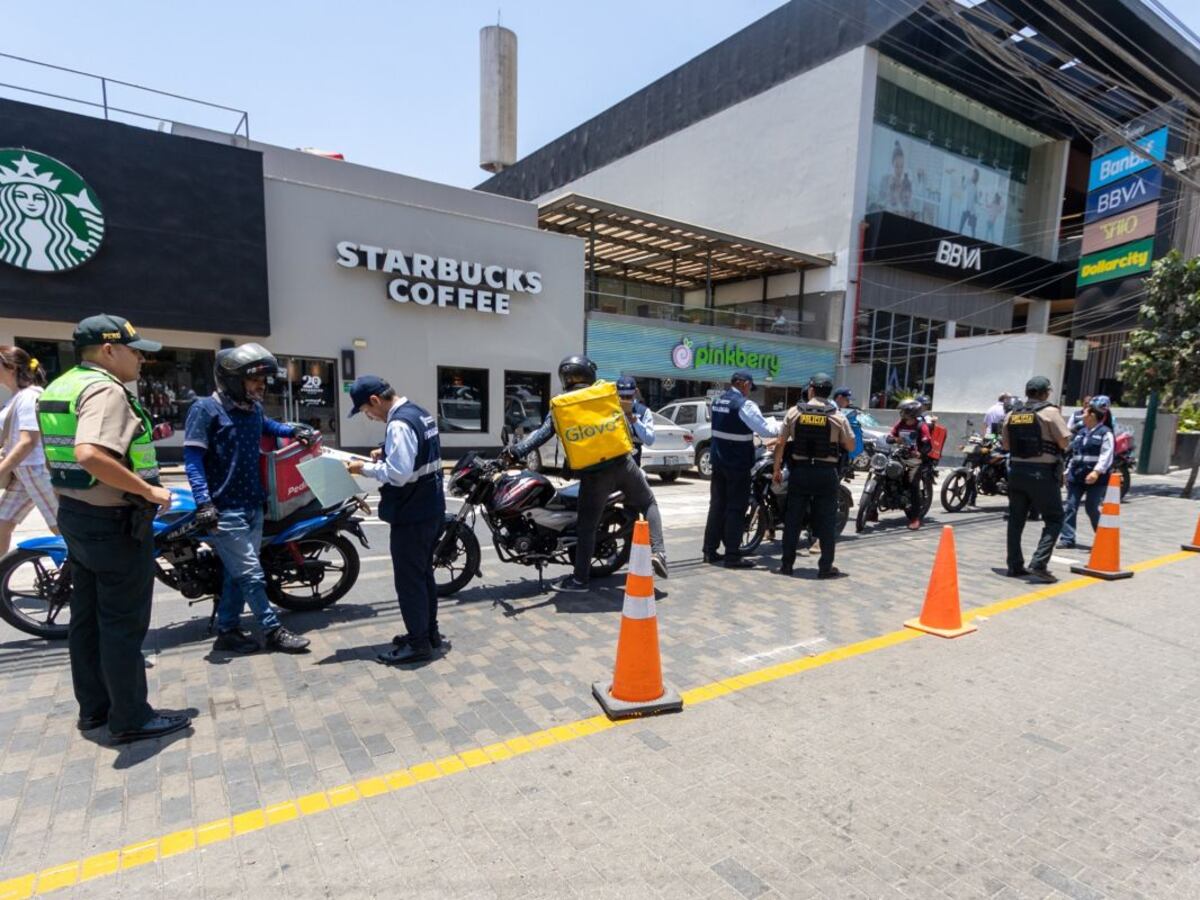 Surco: imponen más de 355 papeletas a conductores de motos delivery por no contar con registro para circular | LIMA | EL COMERCIO PERÚ