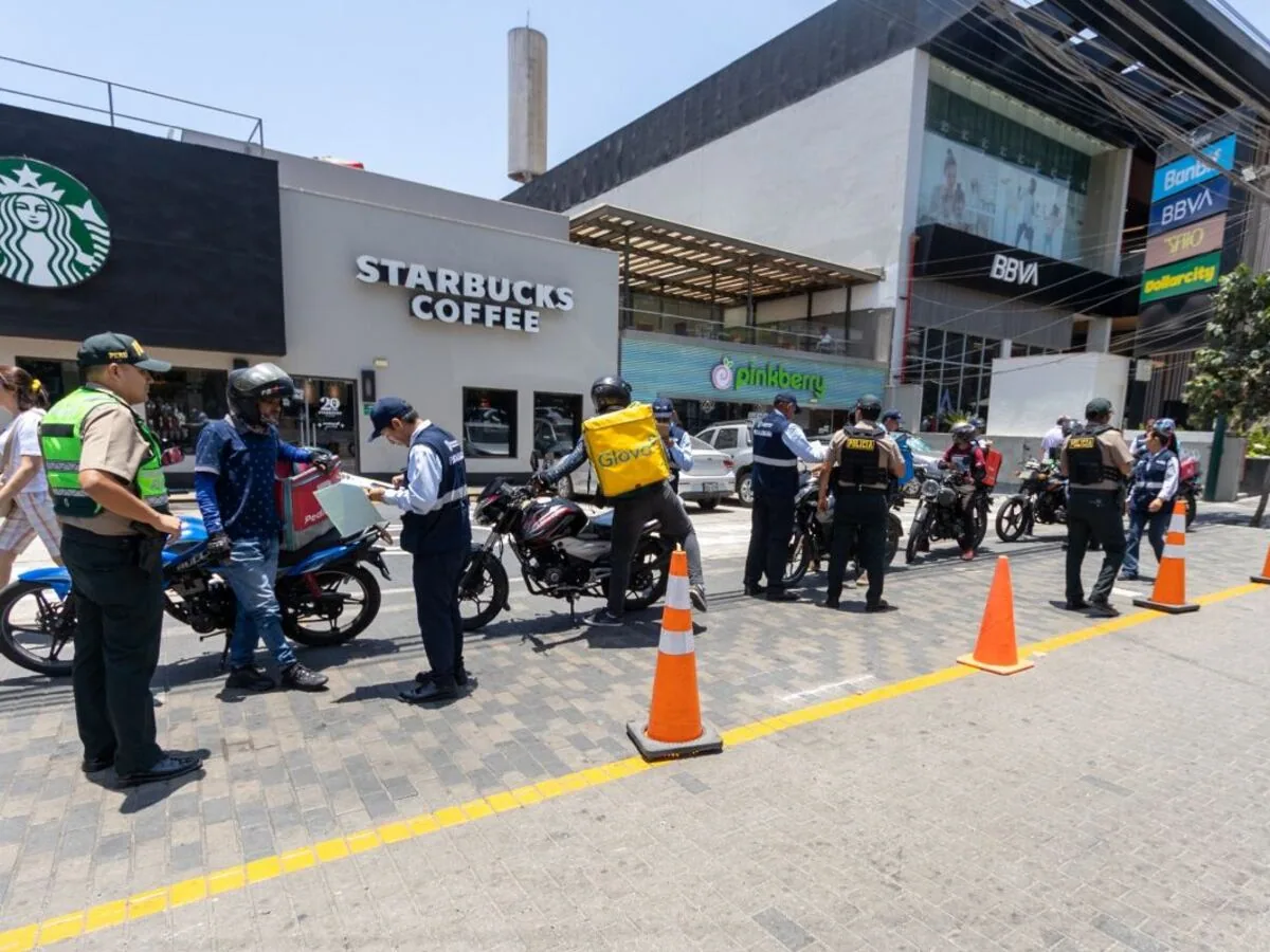 Surco: imponen más de 355 papeletas a conductores de motos delivery por no contar con registro para circular | LIMA | EL COMERCIO PERÚ
