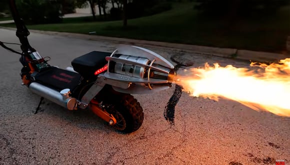 Motor a reacción utiliza hidrodiesel como combustible para dar mayor empuje al vehículo eléctrico. (Imagen: YouTube)