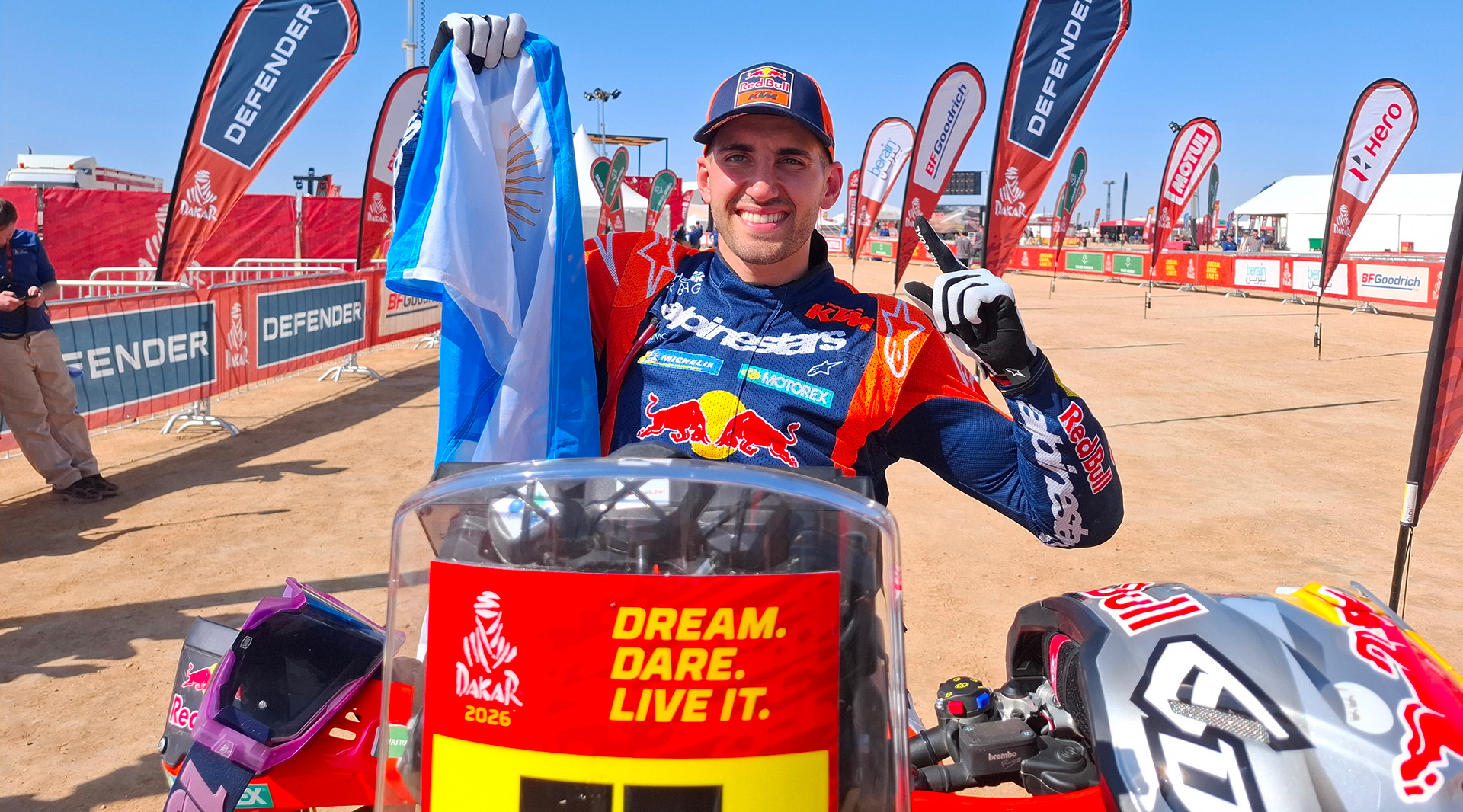 El argentino Luciano Benavides ganó su etapa en motos y pelea por el  triunfo en el Rally Dakar: “Soy candidato” - Infobae