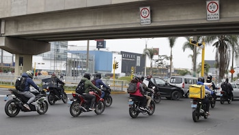 Tránsito de motos por algunos distritos de Lima se encuentra otra vez en debate. (Foto: Andina)